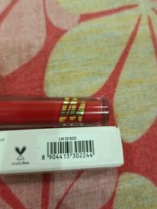 Myglamm Lit Matte and Velvet Lipstic