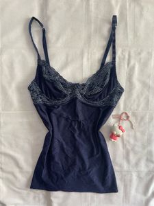 4 Trendy Tops