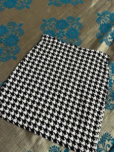 Houndstooth Mini Skirt