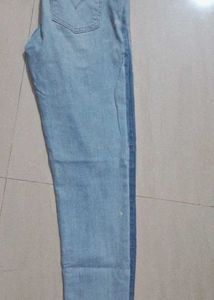 Levi&#39;s Mile High Super Skinny Jeans