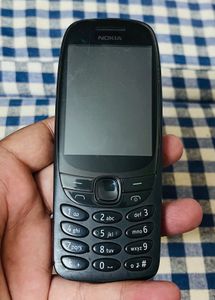 Nokia 6310 (2024) - Classic Style!