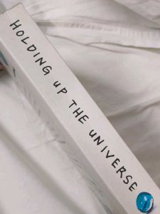 Holding Up The Universe Jennifer Niven