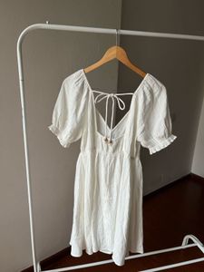 NEW LOOK Off White Crinkle-Cotton Frill Mini Dress