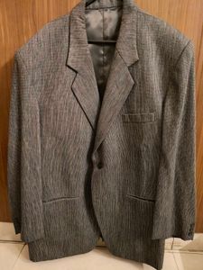 Stylish Gray Blazer