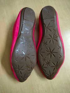 Attractive Woman&#39;s Pink Bellie 👠👠