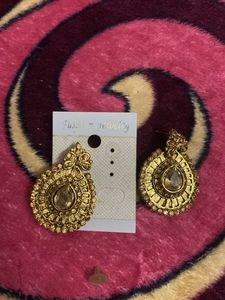 Elegant Gold Tone Jhumka Earrings