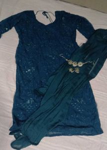 Peacock Green Kurti With Dupatta And Jewellery