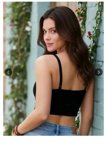 Black Cut-Out Crop Top 💣 Party-Ready 🖤