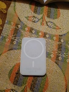 I Phone Wireless Charger  Like New