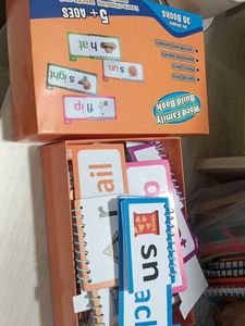 Word Family Build Book - Educational Phonics Kit