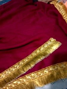 Maroon Dupatta with Gold ghas wala ghota