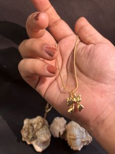 Bow Pendant Necklace