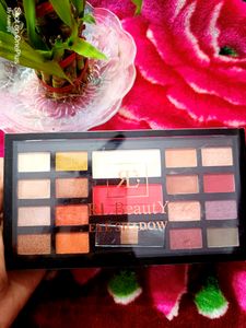 RL Beauty Shades Of Trend Eyeshadow &amp; Blush Palett