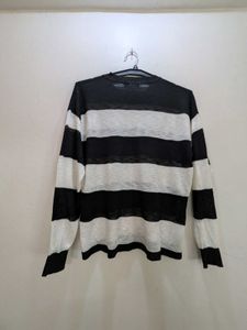 Light Striped Long Sleeve sweater