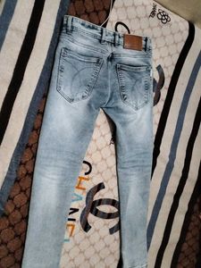 Stylish Light Wash Denim Jeans