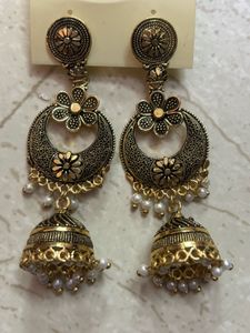Long Golden Earing