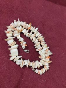 Shell Chip Necklace