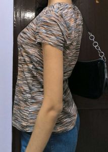 Patterned Fitted Tee