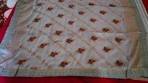 like new Elegant Lavender Saree with Blouse