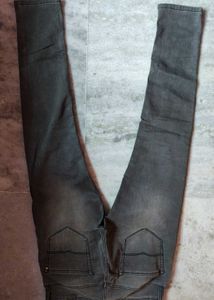 Gray Denim Jeans - Men Small Dot On Back Side