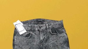 L@63 Size-32 (Sale) Latest Ladies high waist Jeans