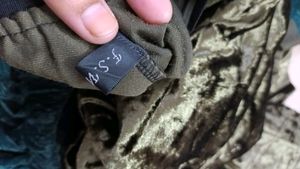 Velvet Skirt...waist 26 28 30 32 Inches