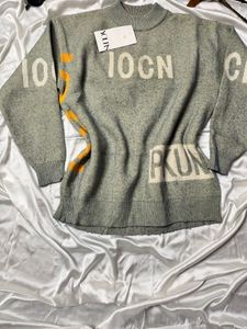 Grey Graphic Print Sweater