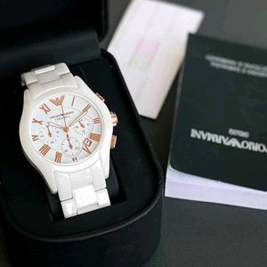 EMPORIO ARMANI CERAMIC WHITE MEN&#39;S PREMIUM WATCH