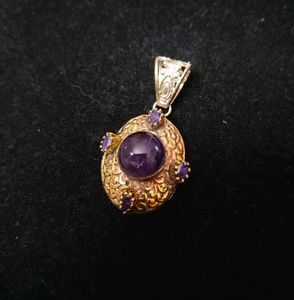 Vintage Amethyst &amp; Gold Tone Victorian Pendant