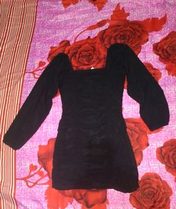 BLACK MINI DRESS