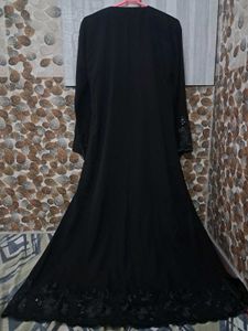 Elegant Black Dubai Abaya With Hijab