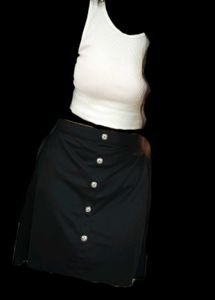 *Skirt freebie*🤍🖤Hot Black & White Top🖤🤍