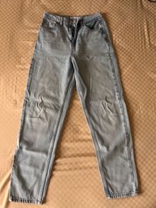 Zara High Rise Light Blue Mom Fit Jeans