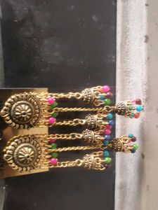 Earings