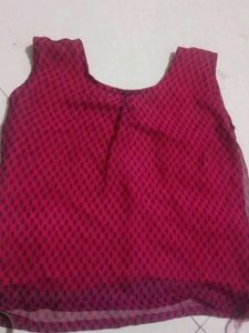 Pink Printed Sleeveless Top check images