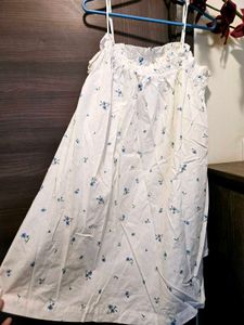 H&M White Short Sleeveless Dress