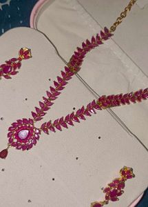 Necklace Set