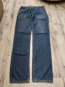 Ma2085 Stoic jeans waist 32 inches
