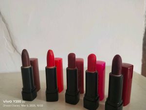 Huda Beauty Matte Lipstick Set