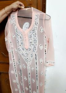 Lakhnavi Kurti