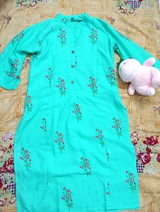 Collar Neck Kurthi With Zip
