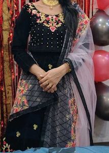 Black Trendy Lehanga