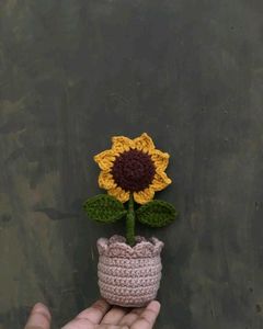 Sunflower Pot