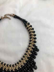 Black Beads Neck Piece (Women’s)