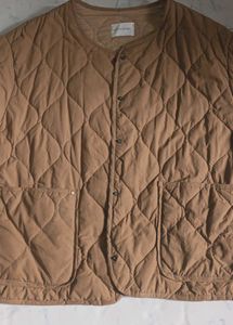 Unisex Crop quilted Bomber Jacket.