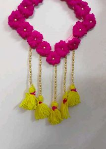 Pack Of 2 Wall Hangings