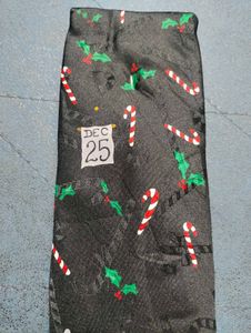 Festive Christmas Tie- Hallmark