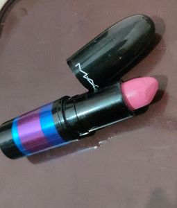 MAC Amplified Creme GOODBYE KISS.  Made In Canada