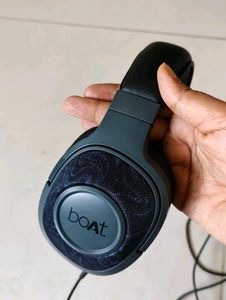Boat Rockerz 550 Headphones With Aux Cable Black