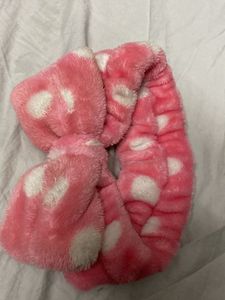 Bow Hair Band Available At 99rs